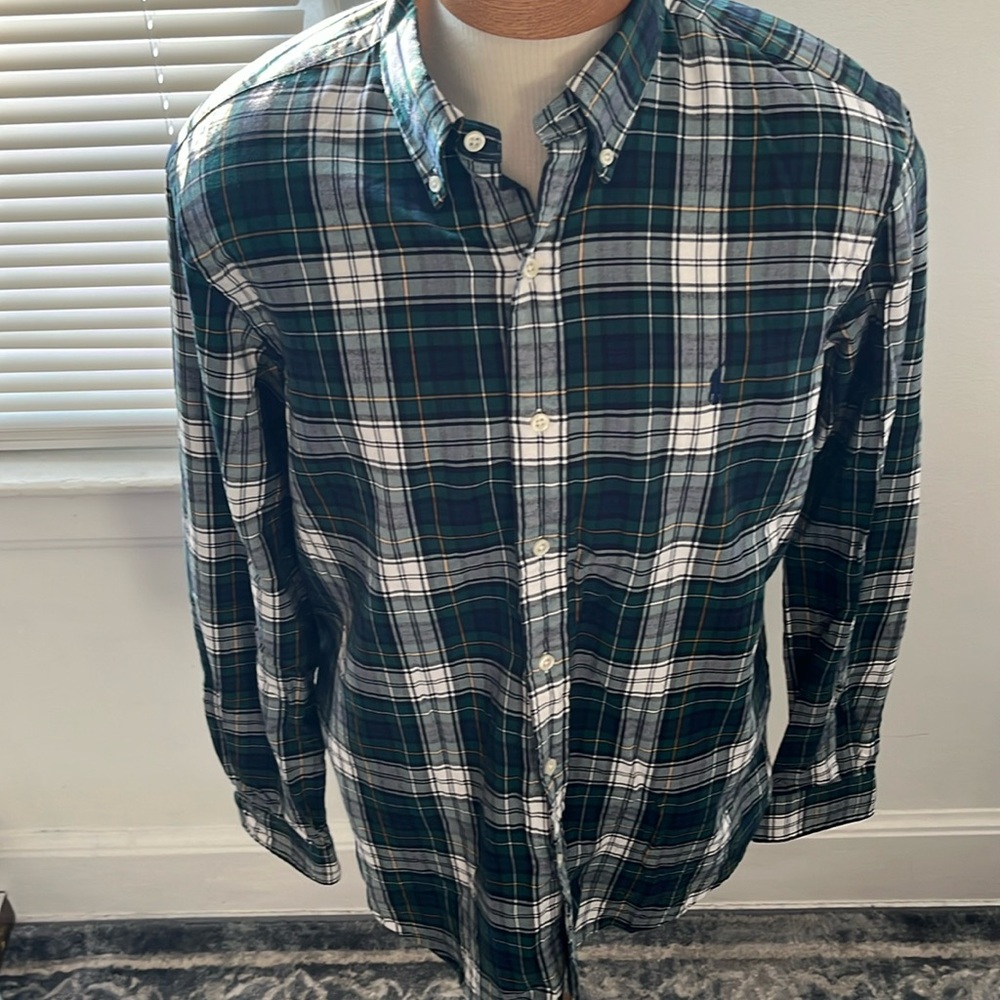 Polo dress shirt with a flannel look size large